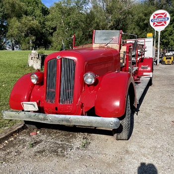 1932 Seagrave firetruck - Firefighting