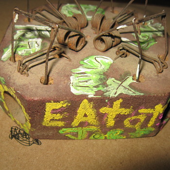 Old Mouse Trap.... - Folk Art