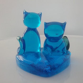 Terra Glass cats on heart  - Animals