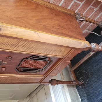 Deforest Crosley low boy console...2 knob