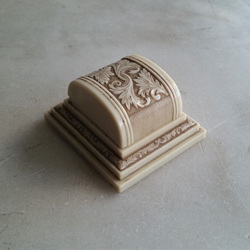 Celluloid ring boxs circa 1930's-40's - Fine Jewelry