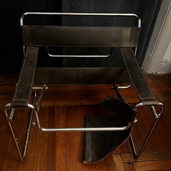 Wassily chair - Furniture