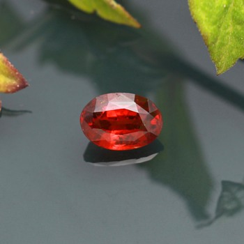 Hessonite Gemstone - Gemstones