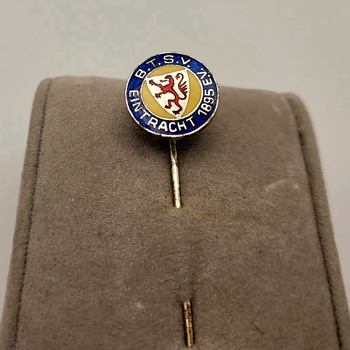 Vintage German Football Club Pin - Medals Pins and Badges