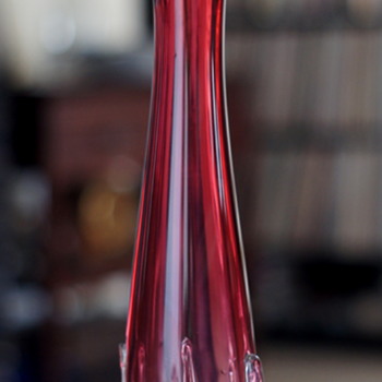 Mystery Deep Cranberry and Clear Petal Rimmed vase with upward Pulls - Japanese? - Art Glass