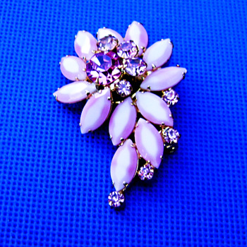Juliana Shades of Pink Brooch - Costume Jewelry