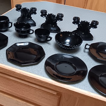Black glass - Art Glass