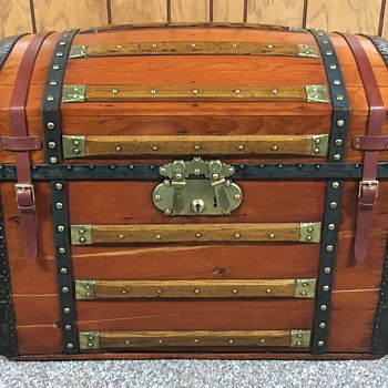 Early 1870's Barrel top. - Furniture