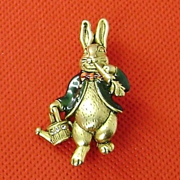 Danecraft Rabbit Pin - Thrift Find  - Animals