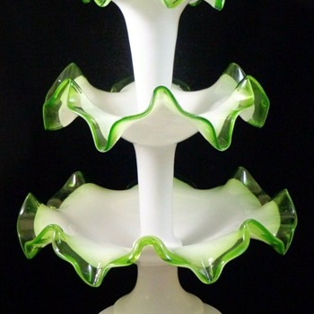 12" Antique Bohemian Czech Kralik Art Deco Glass Epergne Vase - Art Deco