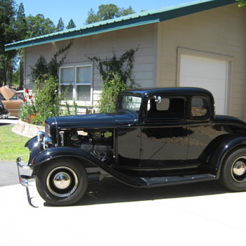 Hot rod BBQ - Classic Cars