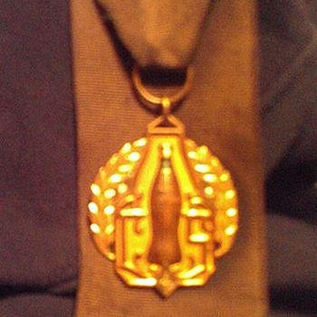 Gallon award medal w/ribbon - Coca-Cola