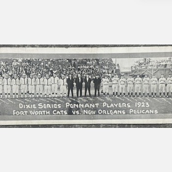 1923 Dixie Series Pennant Players Fort Worth Cats vs. New Orleans Pelicans Yard Long Photo - Baseball