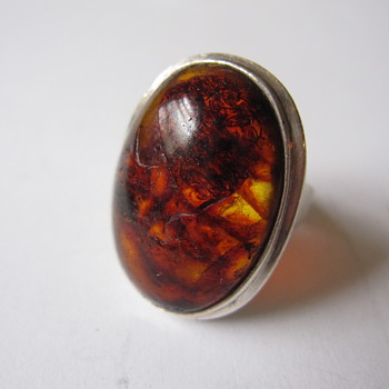 Amber oval ring marked PK.L - Fine Jewelry