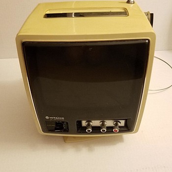 April 1977 Hitachi Swivel TV- WORKS!!! - Electronics