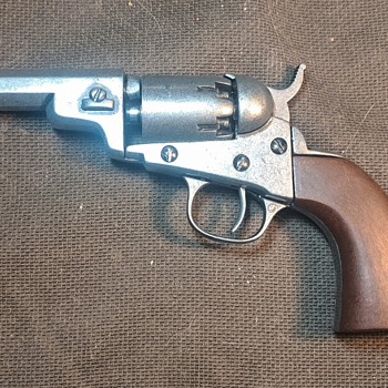 Denix Replica Colt 1849 Wells Fargo Pocket Pistol - Sporting Goods