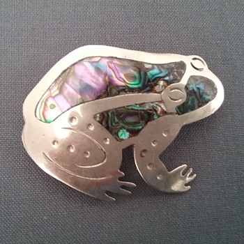 Silver abalone frog brooch  - Animals