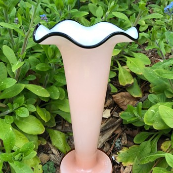 Czech Art Deco pale pink Tango glass vase - Welz - Art Glass