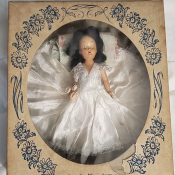 A&H 7½ plastic bride doll - Dolls