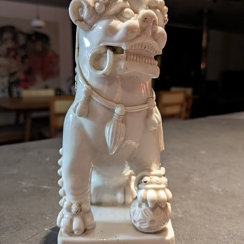 Blanc de chine Foo Dog - Asian