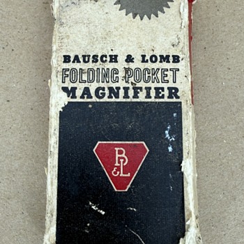 Bausch & Lomb Folding Pocket 4X Magnifier