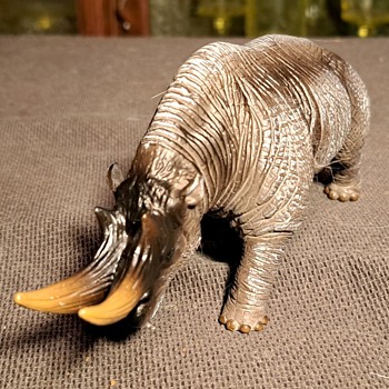 Gemini & Genius Arsinoitherium Prehistoric Mammal Toy - Animals