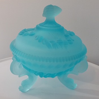 Westmoreland Glass shell & dolphin dish  - Glassware