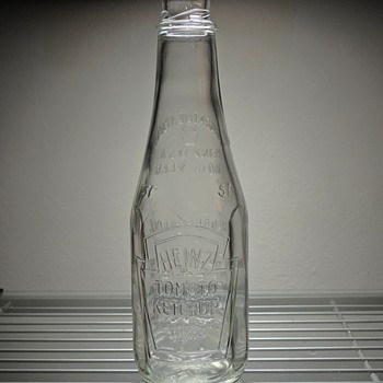 1970 Heinz Ketchup Bottle 100 Years Anniversary Anchor Hocking Embossed Glass Vintage Collectible Salem New Jersey - Bottles