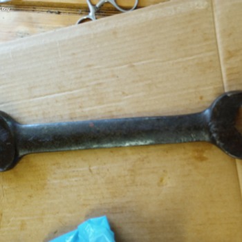 VINTAGE DOUBLE OPEN END WRENCH - Tools and Hardware