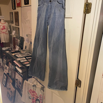 John Lennon's owned and worn jeans-1979.