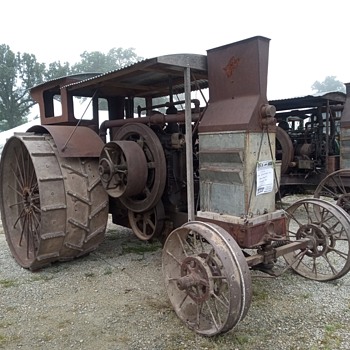 IH year at the tractor show - Photographs