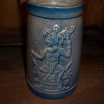 Mayan vase? N. P. made in Mexico - Pottery