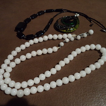 A 'Lot' of custom jewelries... - Costume Jewelry
