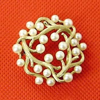 Trifari Pearl Pin - Costume Jewelry
