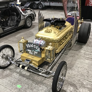 The TV show the Munsters . Grandpa’s car Drag-Ula - Classic Cars