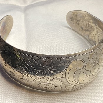 Antique? Silver Bangle  - Fine Jewelry