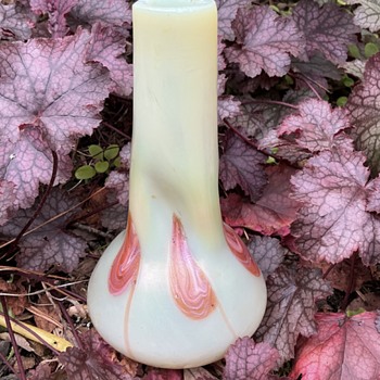 Bohemian Art Nouveau iridescent uranium glass vase with pulled loop decor - Art Glass