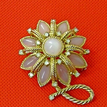 Verified Juliana Flower Brooch - Costume Jewelry