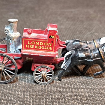Militant Muddy Mutant Matchbox Monday Y 4 Horse-Drawn Fire Engine - Model Cars