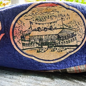 Vintage "Grand View Point Ship Hotel" Pennsylvania Souvenir Felt Pennant Hat & The "Lincoln Highway Experience" Trip - Hats