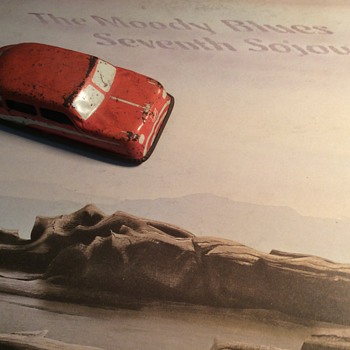  No rain driving in the desert sky , Moody blues 1972 