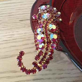 D & E RUBY RED SEAHORSE…my collection is complete! - Costume Jewelry