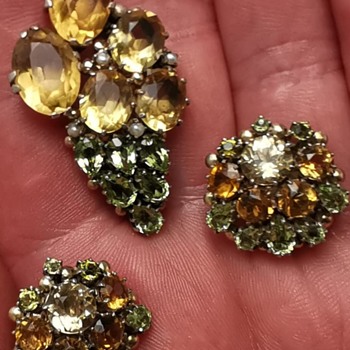 Dorrie Nossiter Brooch and Earrings? - Fine Jewelry