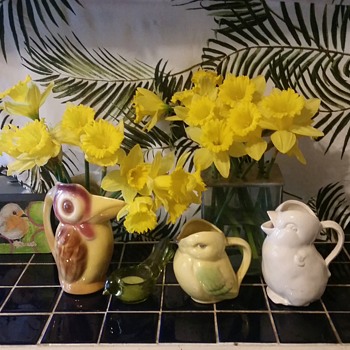 Happy Spring! Bird creamer pitchers - Pottery