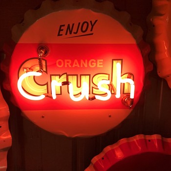 Crush Bottle Cap neon light sign - Advertising