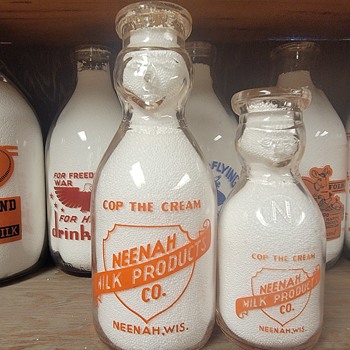 NEENAH MILK PRODUCTS CO. COP THE CREAM MILK BOTTLES - Advertising