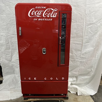 1950 Vendo EH01 110 Bottle No Coin machine - Pristine  - Coca-Cola