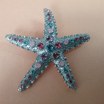 Napier starfish brooch  - Costume Jewelry
