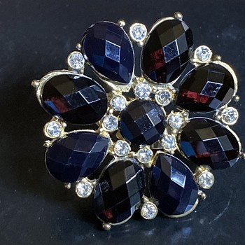 Vintage Ring  - Costume Jewelry
