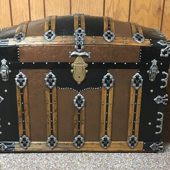 1880'S Martin Maier Trunk - Furniture